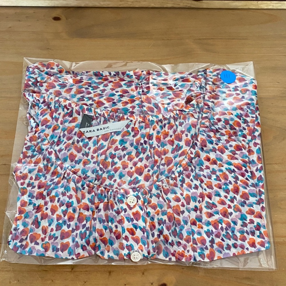 Zara Multicolor Heart Pattern Top - Picture 16 of 16